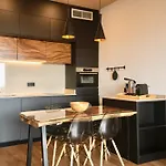 Lances Penthouses * 塔里法