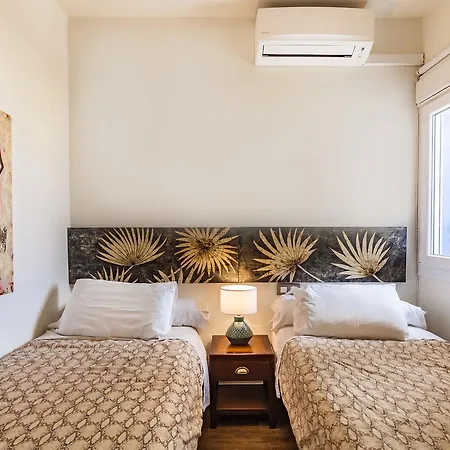 Lances Penthouses *